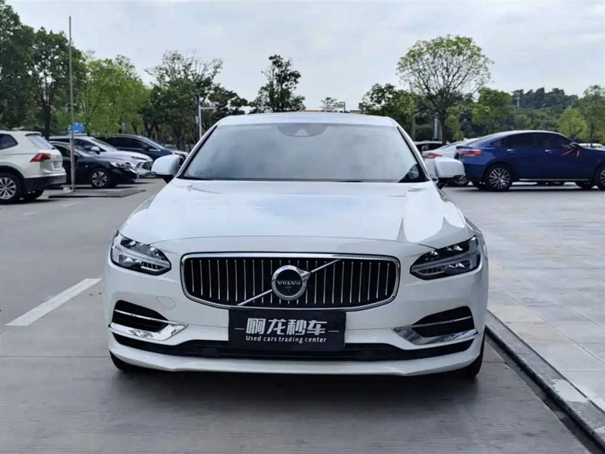 VOLVO S90 NEW ENERGY