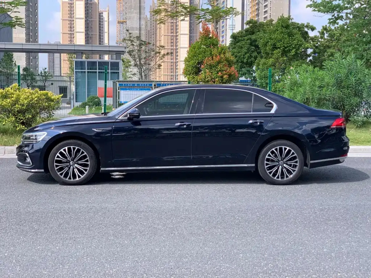 VOLKSWAGEN PHIDEON