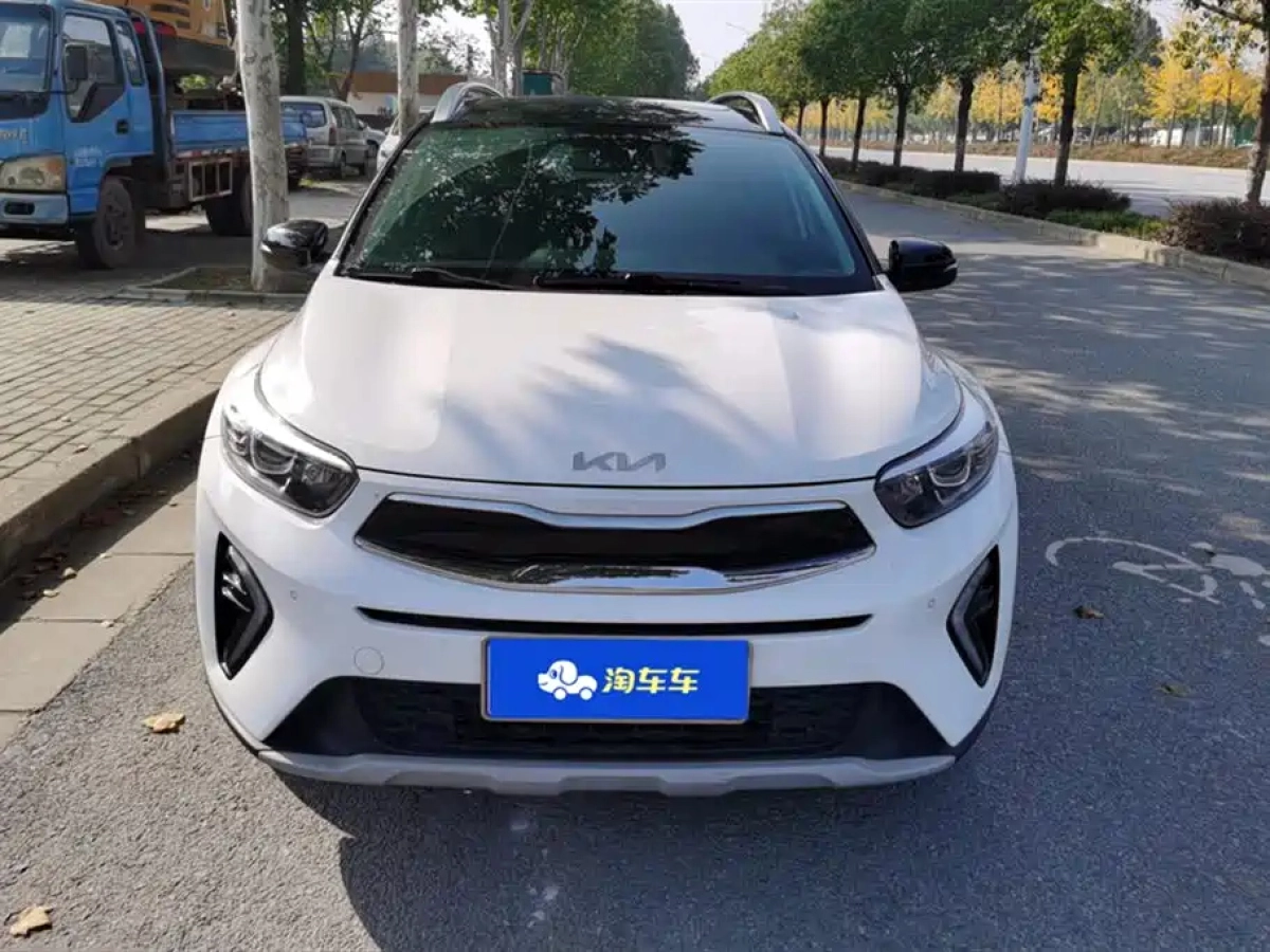 KIA KX1
