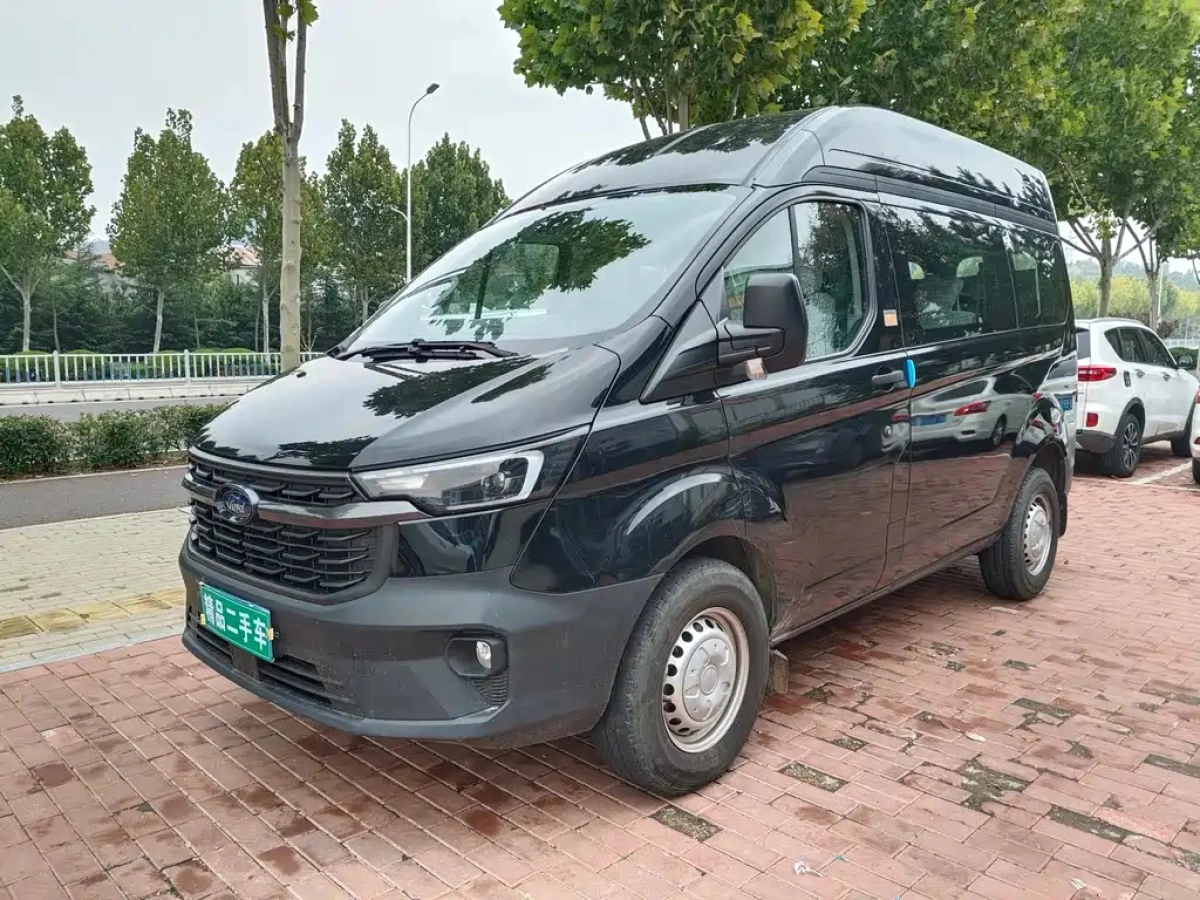 FORD TRANSIT  2023