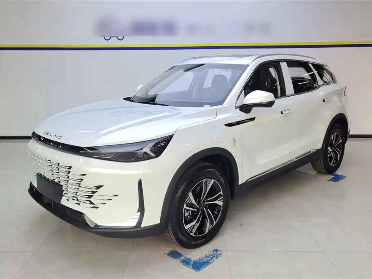 BAIC X7