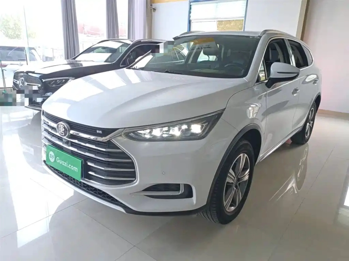 BYD TANG  2020