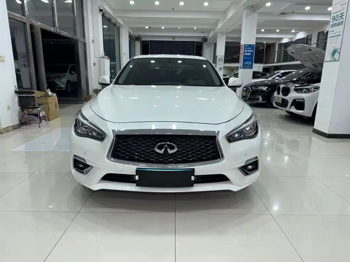 INFINITI Q50L