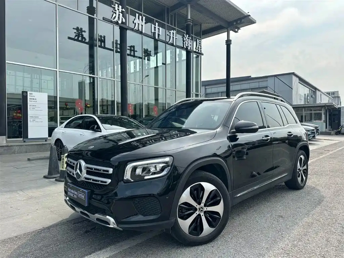 MERCEDES BENZ GLB