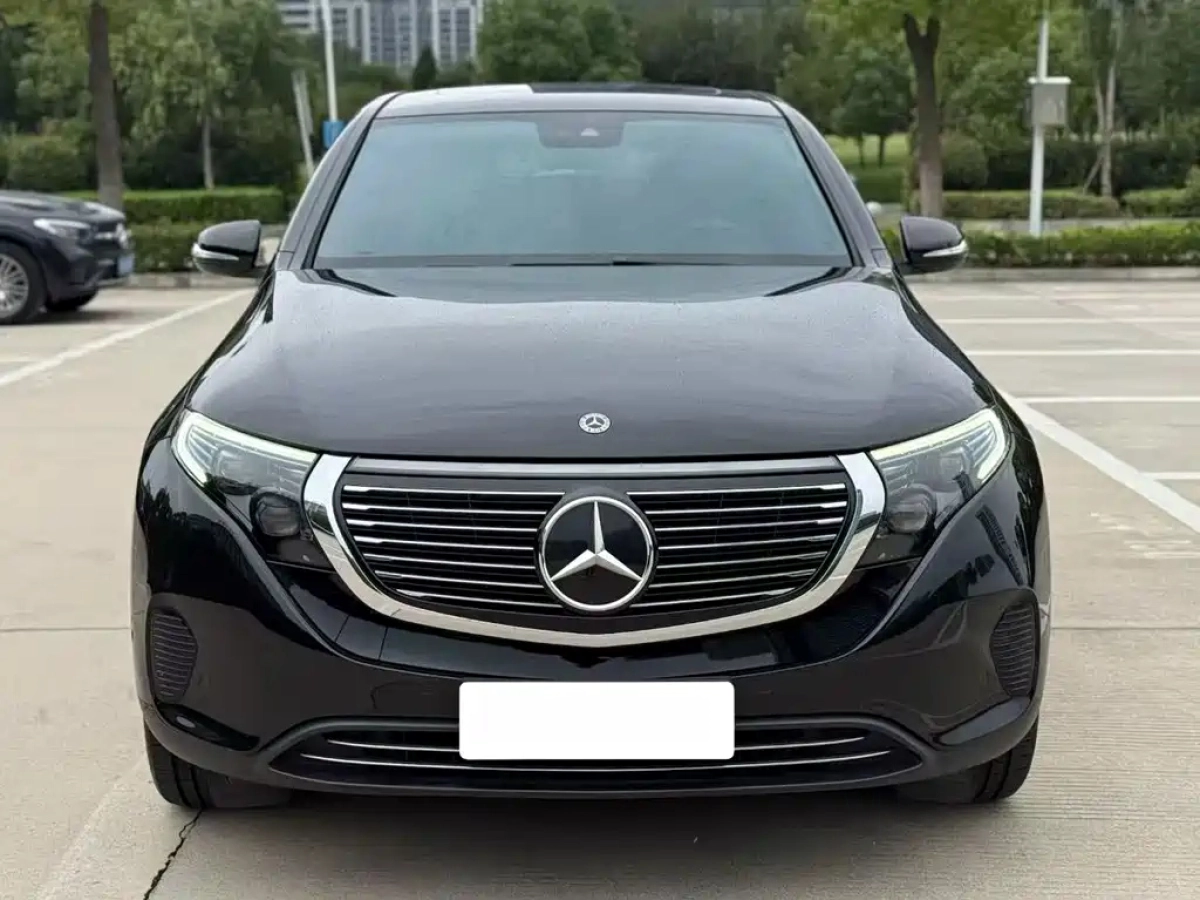 MERCEDES BENZ EQC