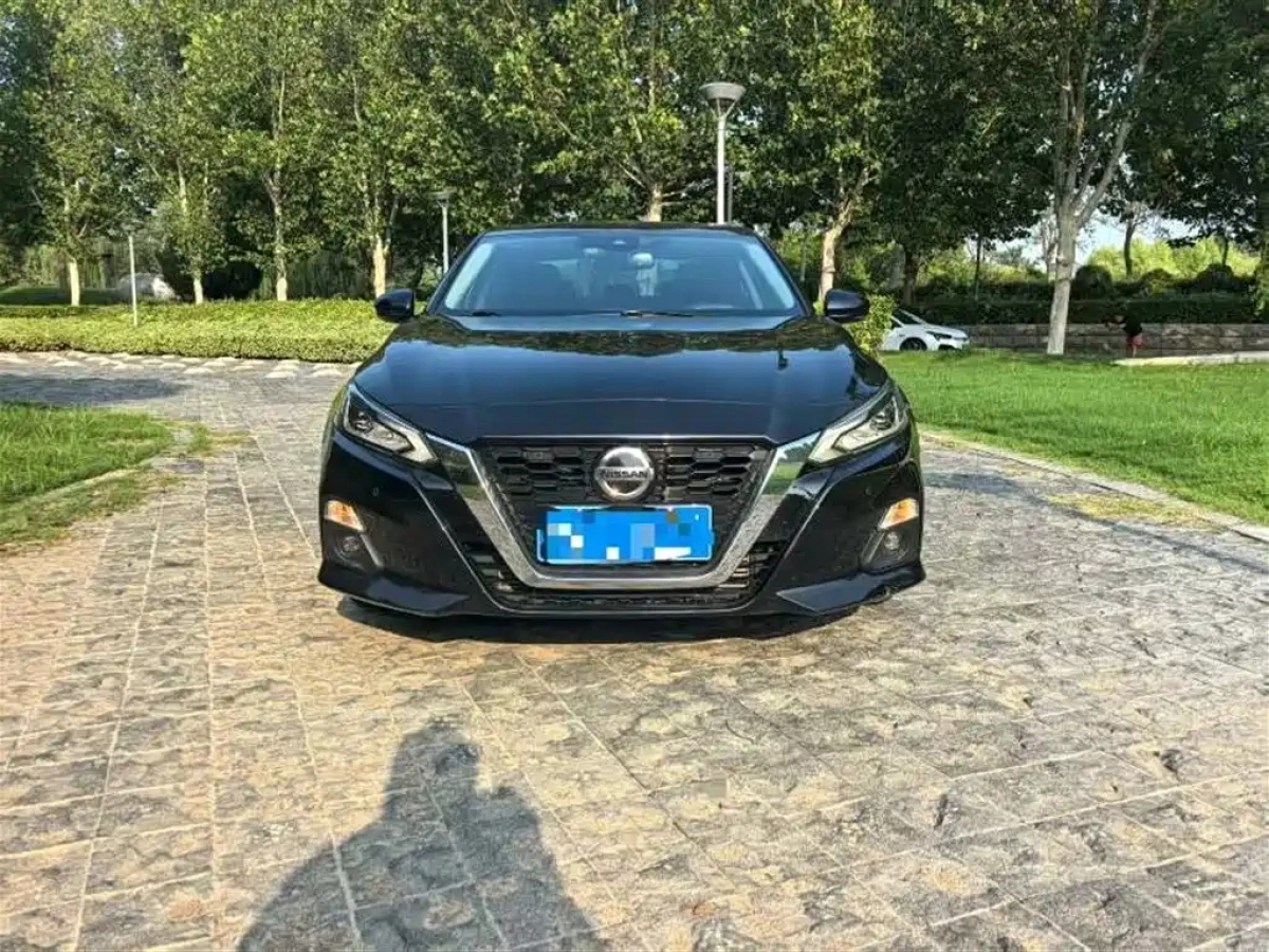 NISSAN TEANA