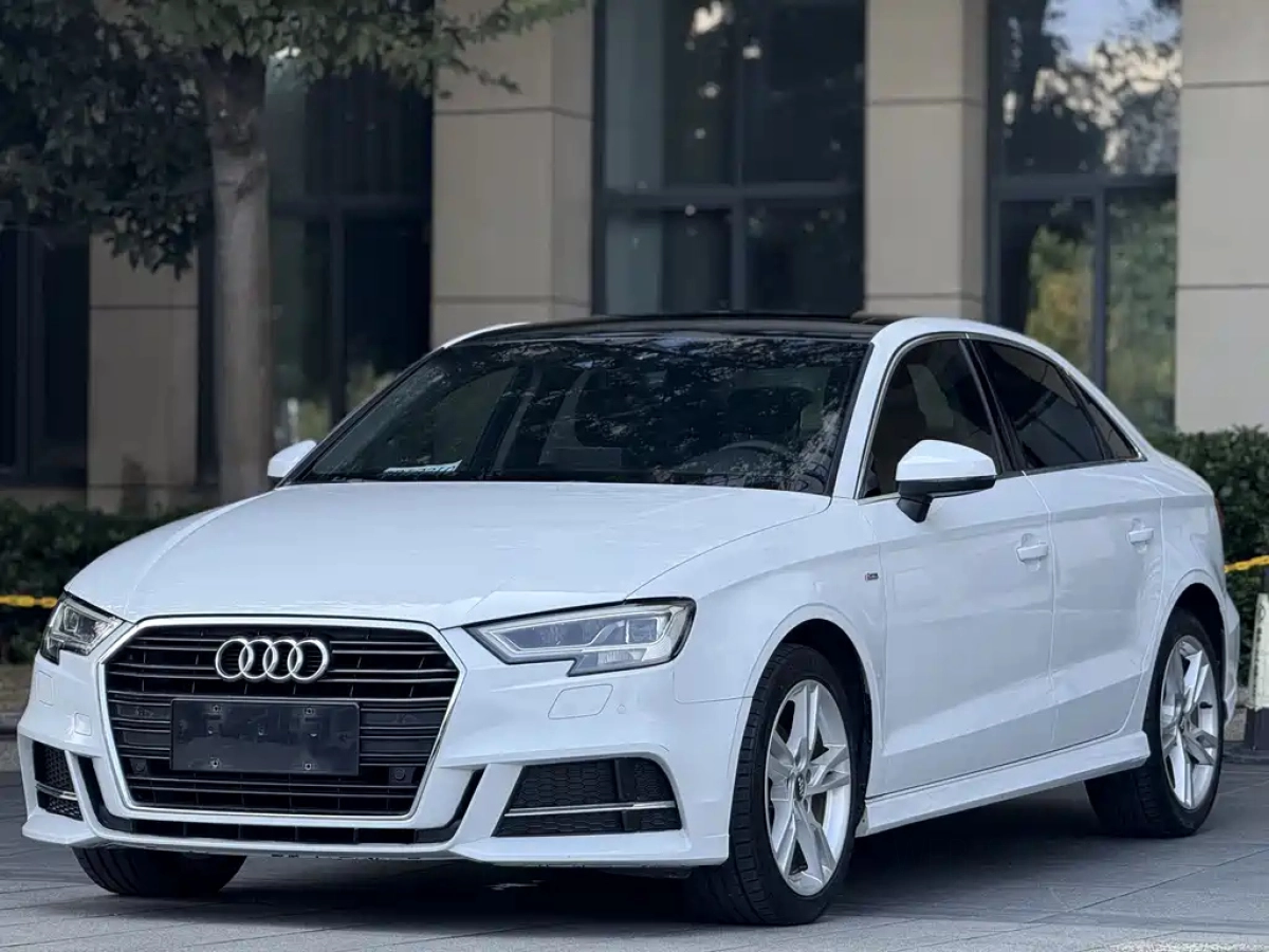 AUDI A3  2019