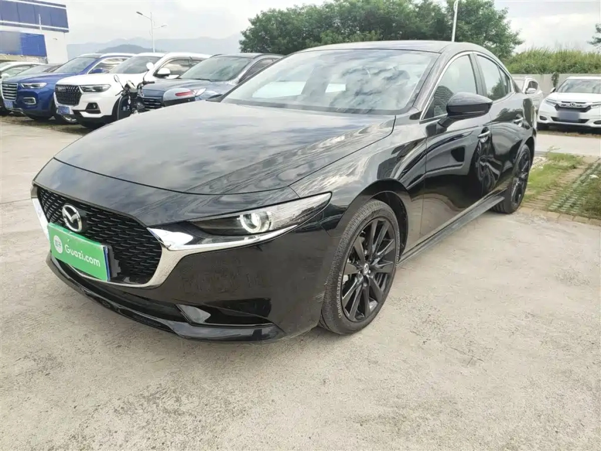 MAZDA 3 AXELA