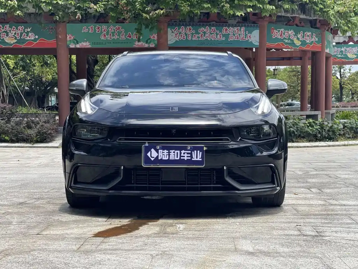 LYNK&CO 02 HATCHBACK