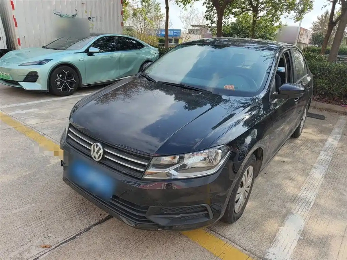 VOLKSWAGEN SANTANA  2020