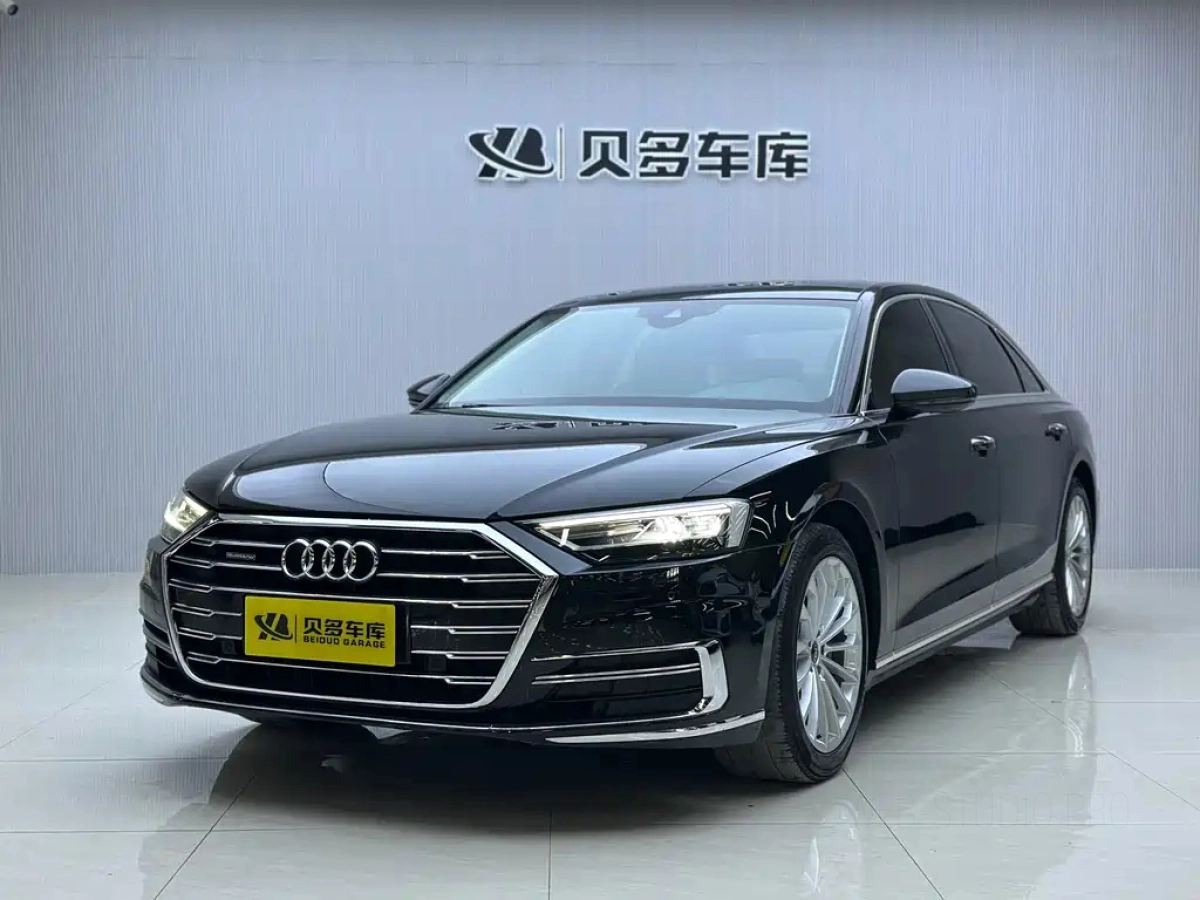 AUDI A8  2021