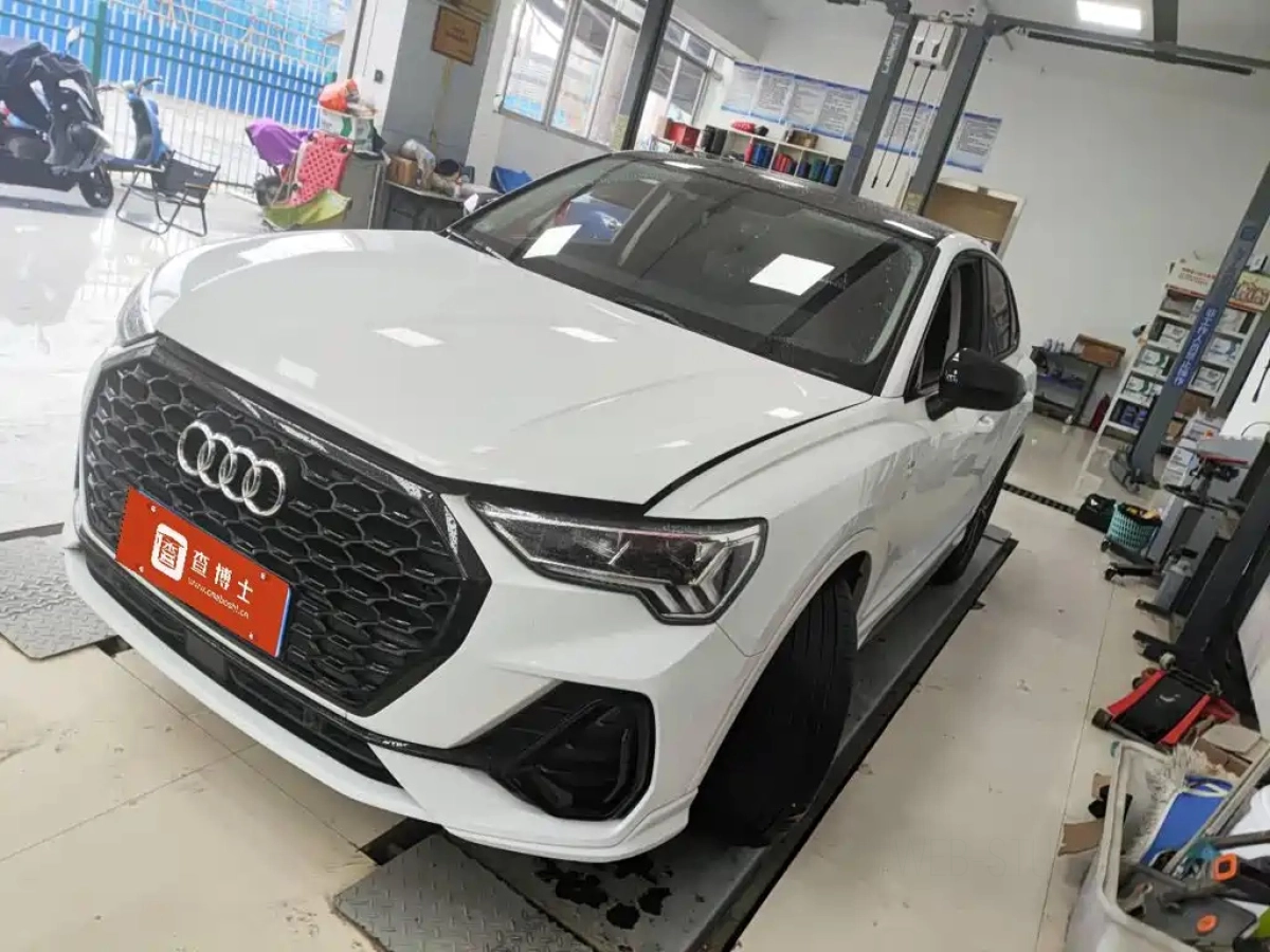 AUDI Q3 SPORTBACK