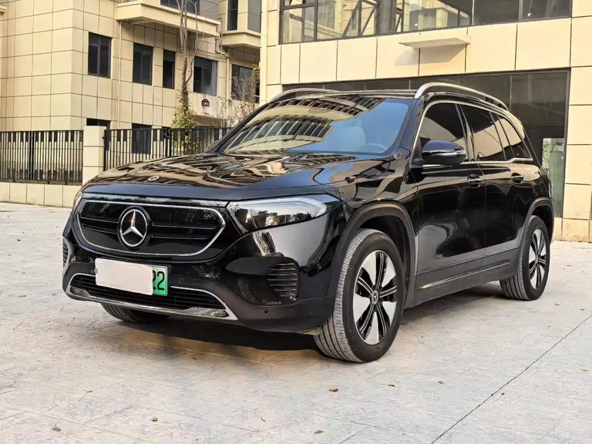 MERCEDES BENZ EQB  2022