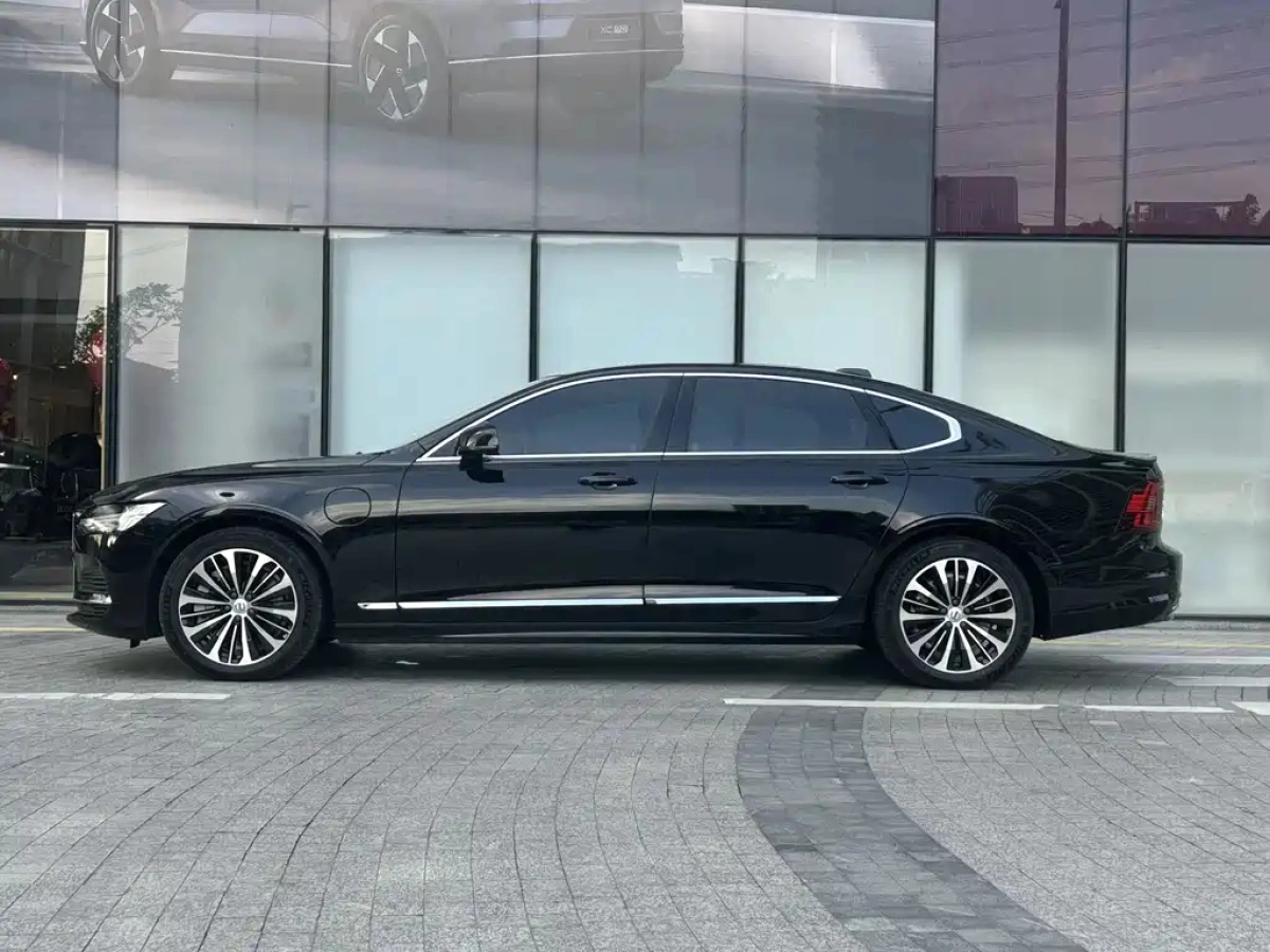 VOLVO S90 NEW ENERGY