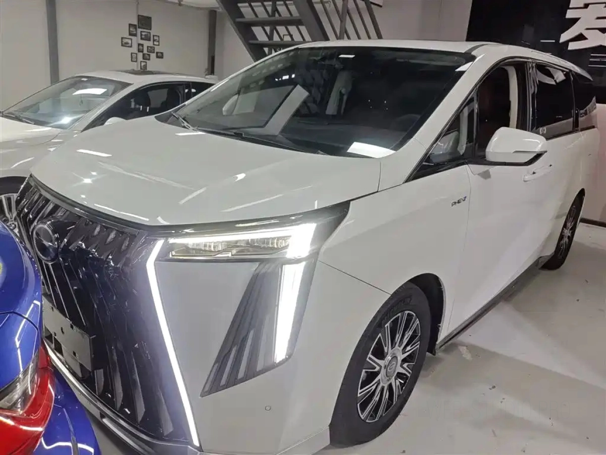 TRUMPCHI E9