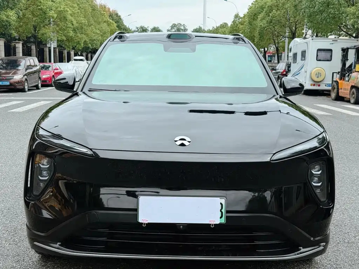 NIO ES6