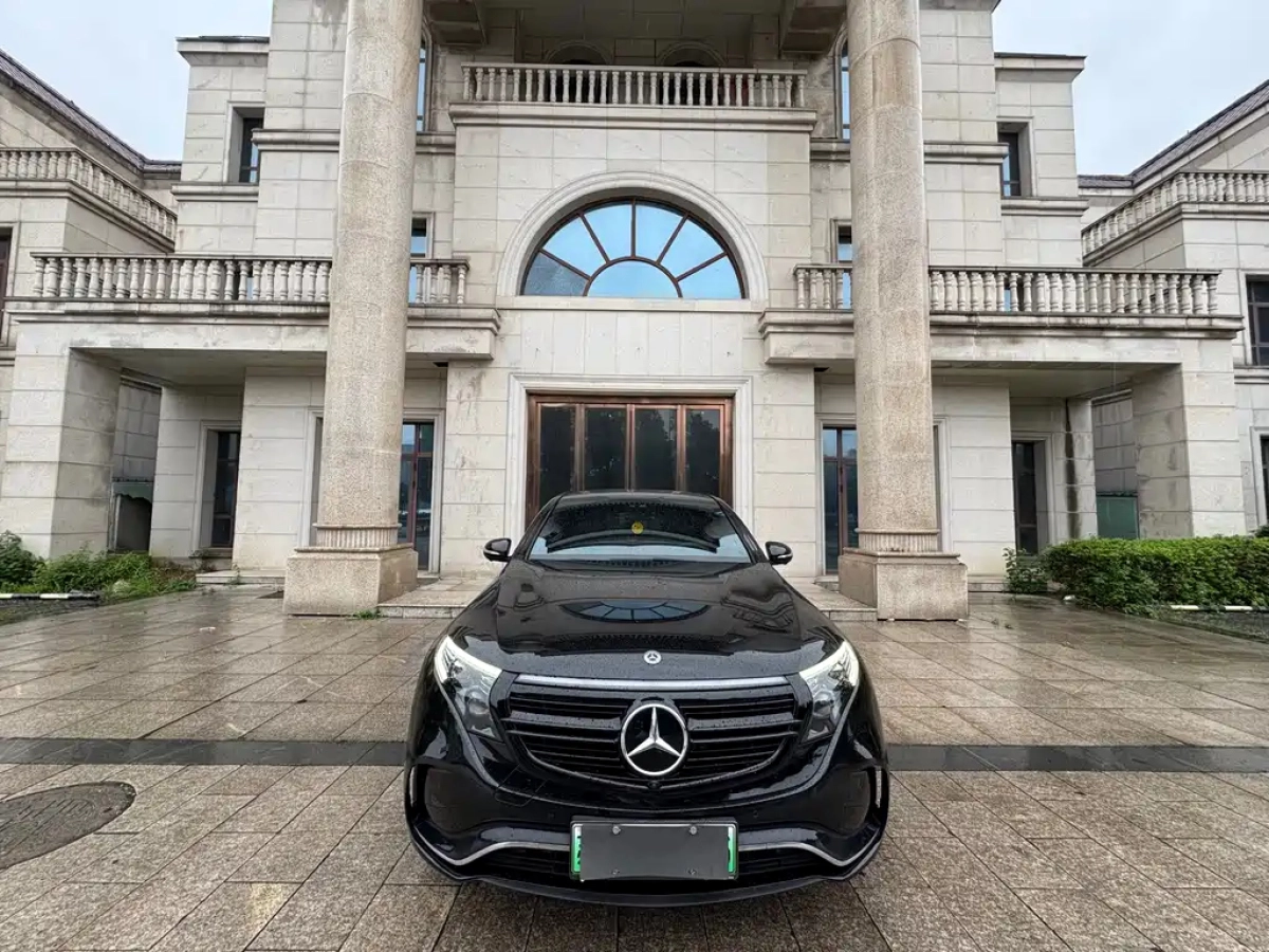 MERCEDES BENZ EQC  2020