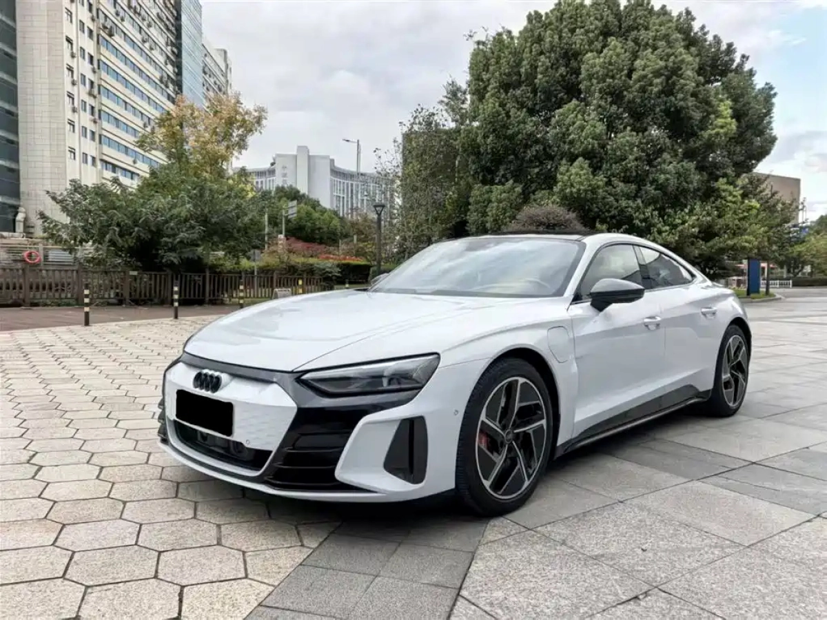 AUDI RS E-TRON GT  2023