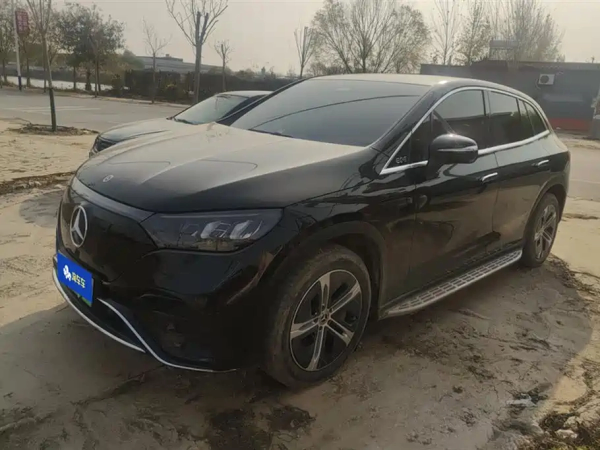 MERCEDES BENZ EQE SUV