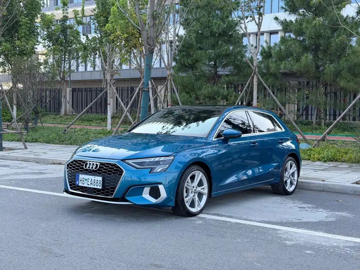AUDI A3  2021