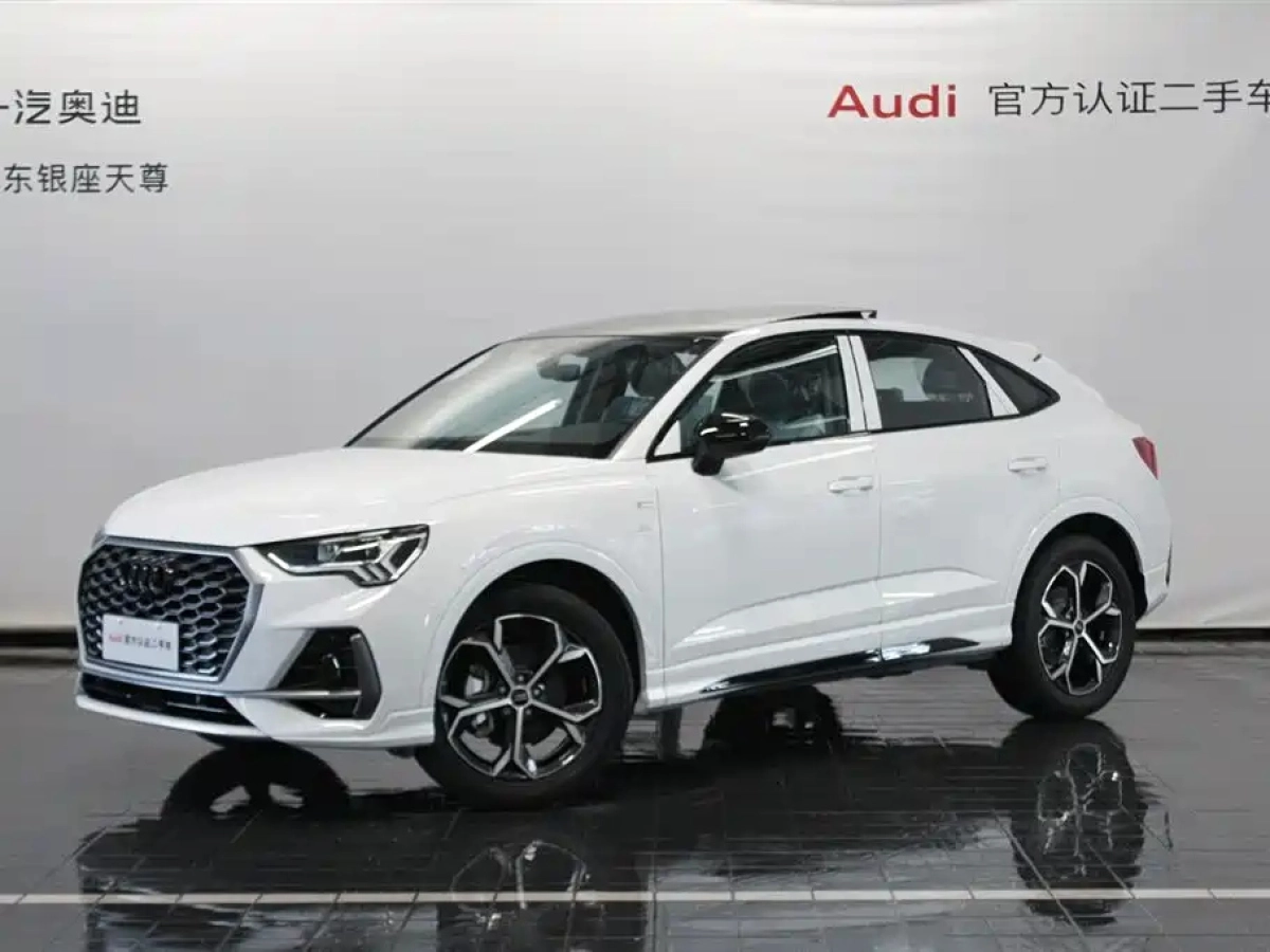 AUDI Q3 SPORTBACK  2025