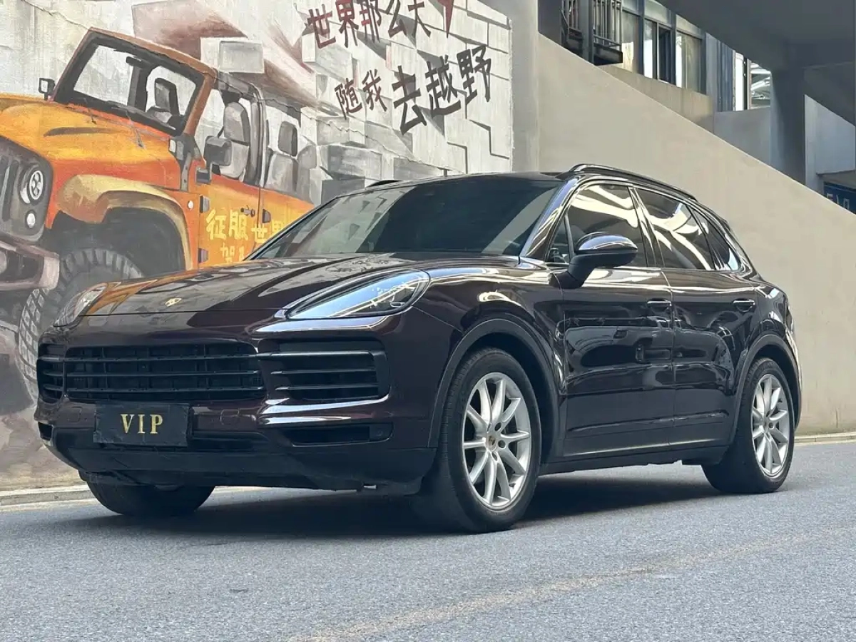 PORSCHE CAYENNE