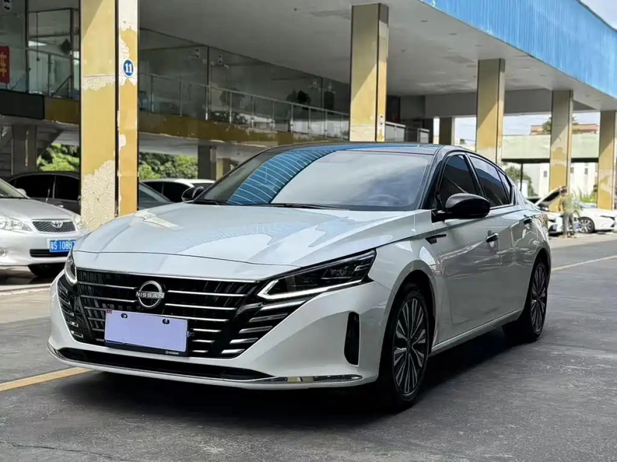 NISSAN TEANA