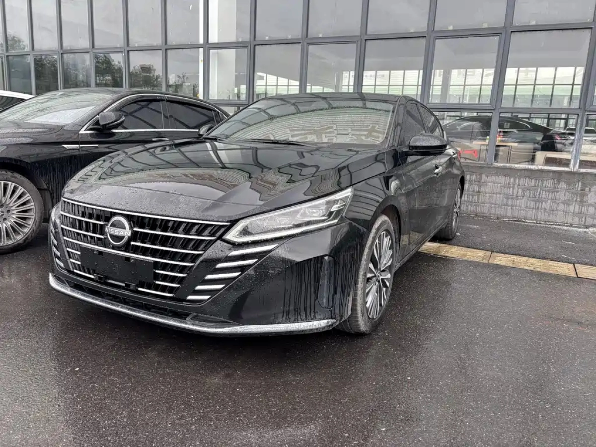 NISSAN TEANA
