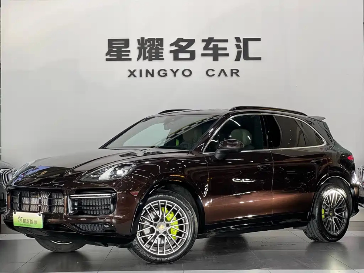 PORSCHE CAYENNE NEW ENERGY  2019