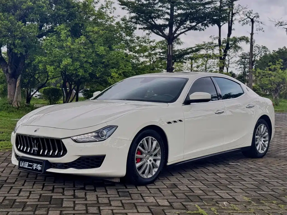 MASERATI GHIBLI