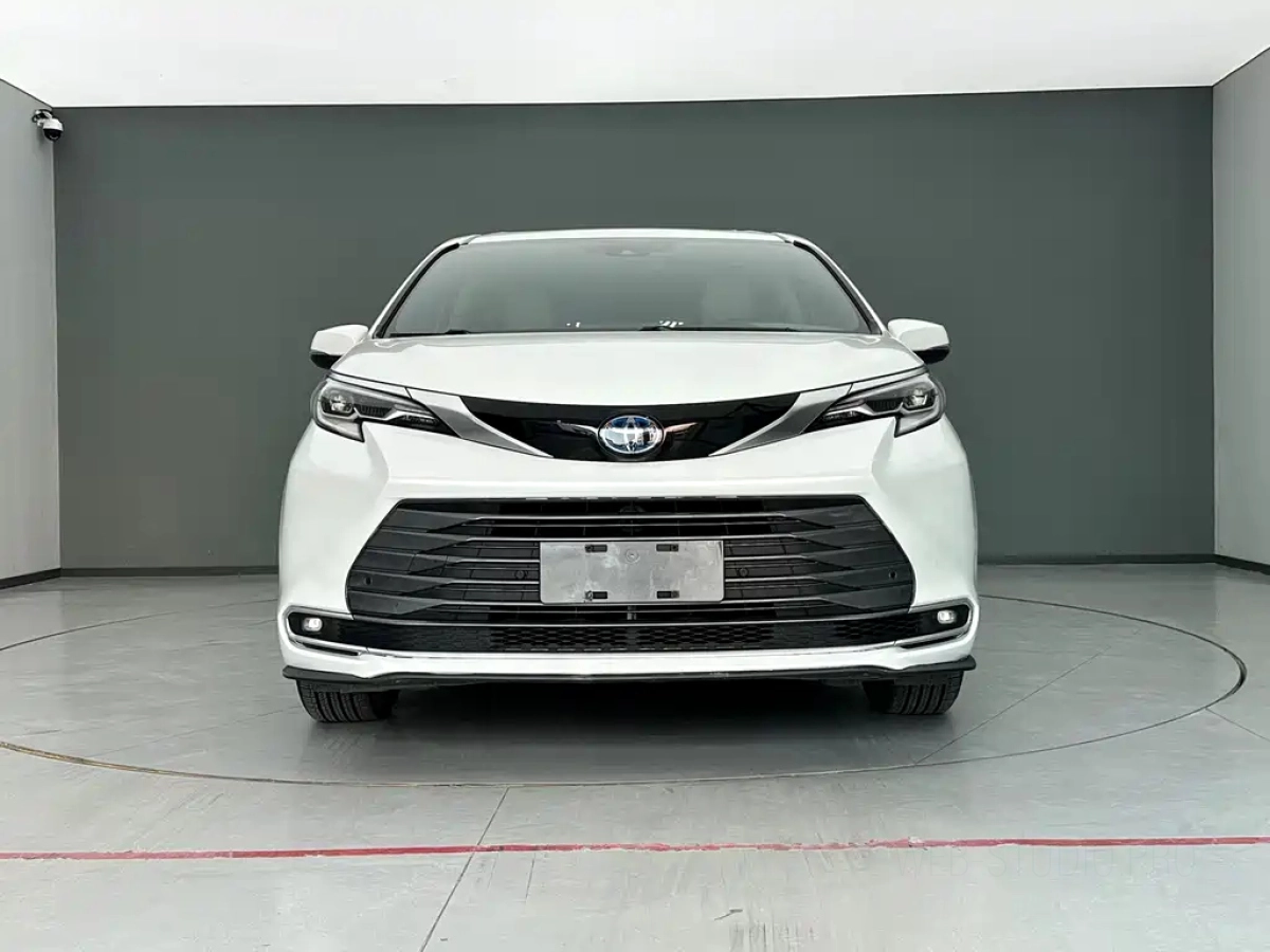 TOYOTA SIENNA SIENNA