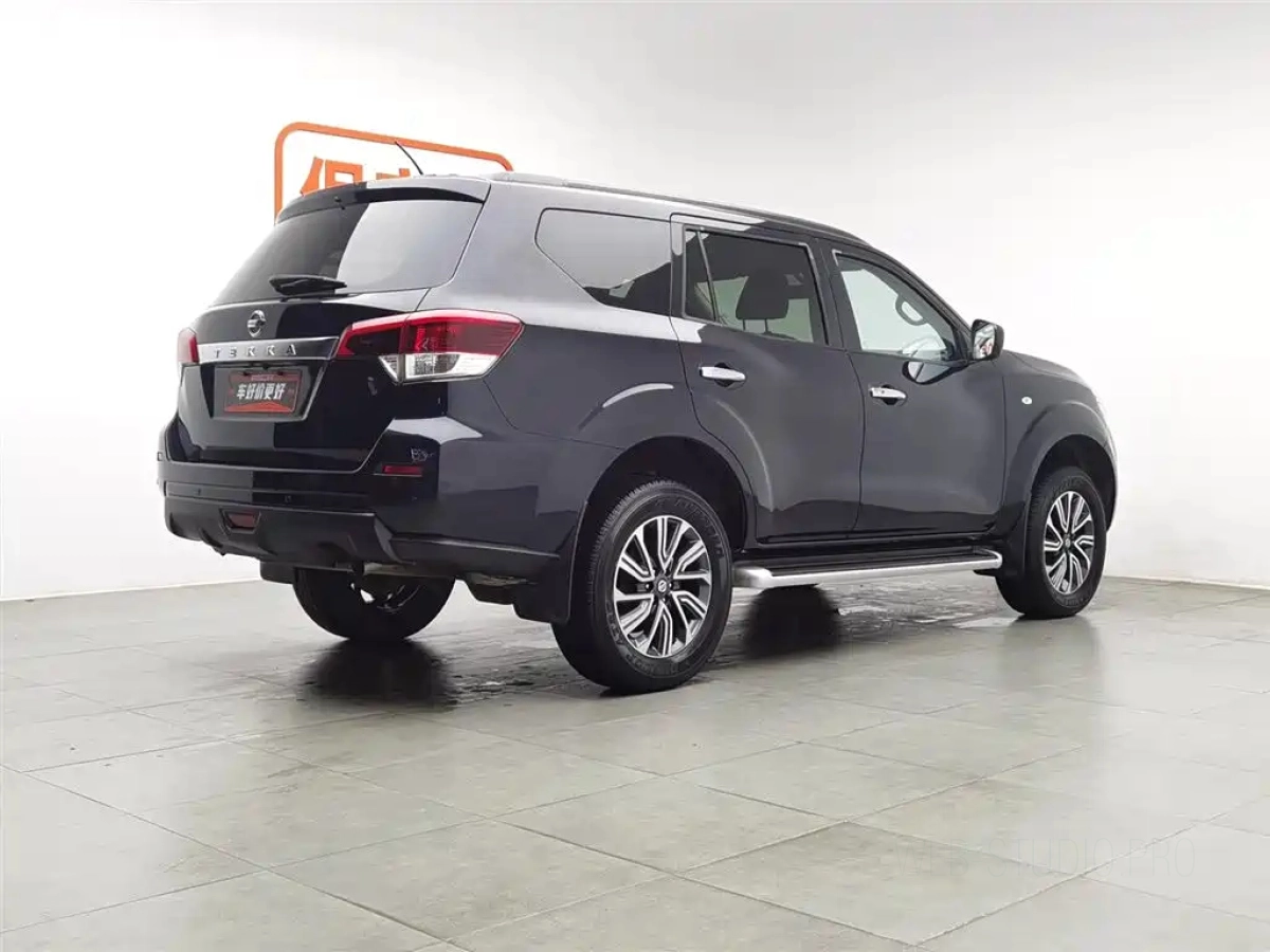 NISSAN TERRA