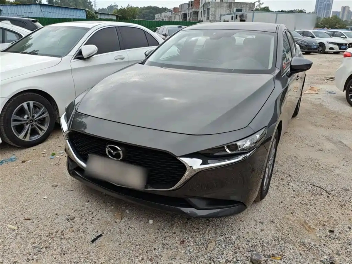 MAZDA 3 AXELA