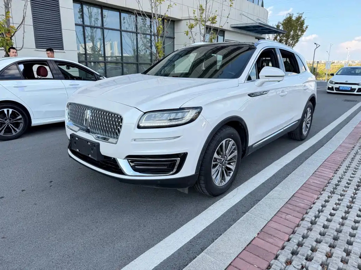 LINCOLN NAVIGATOR IMPORT  2019