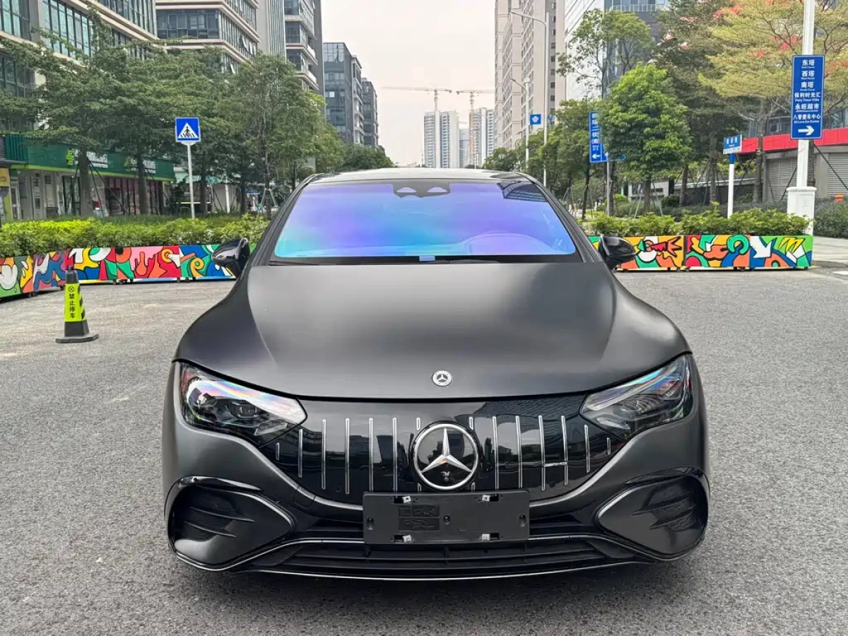 MERCEDES BENZ EQE AMG