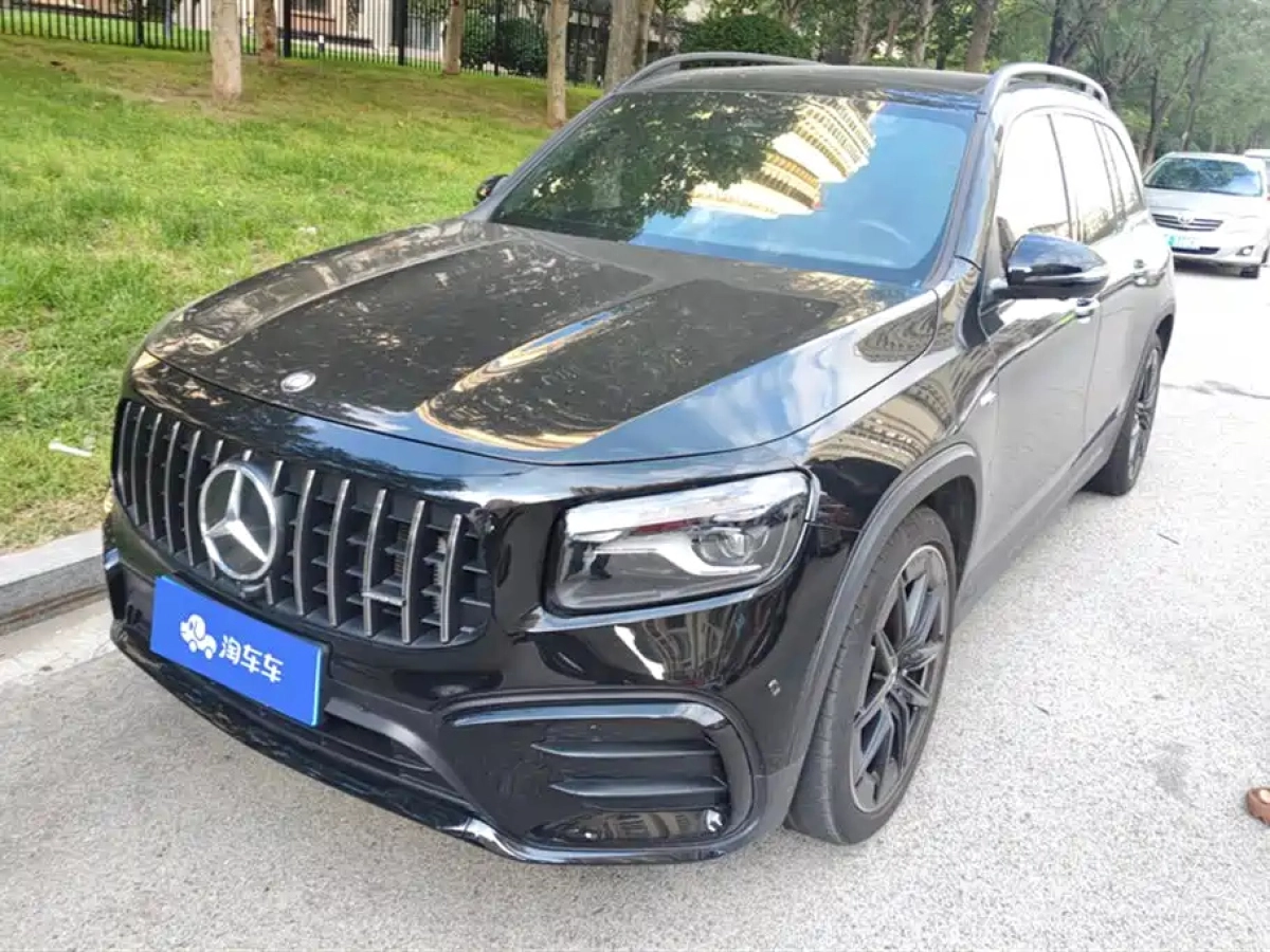 MERCEDES BENZ GLB AMG