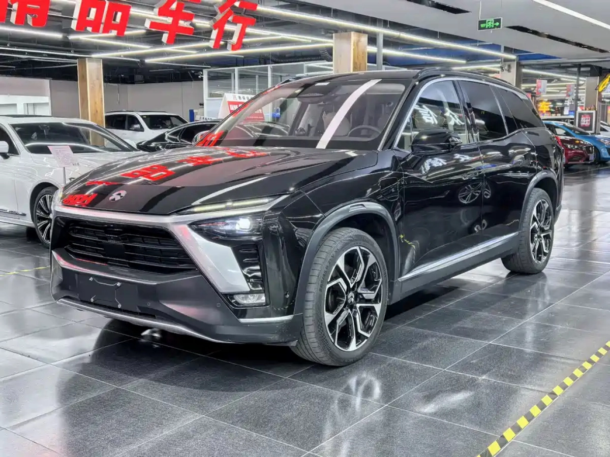 NIO ES8