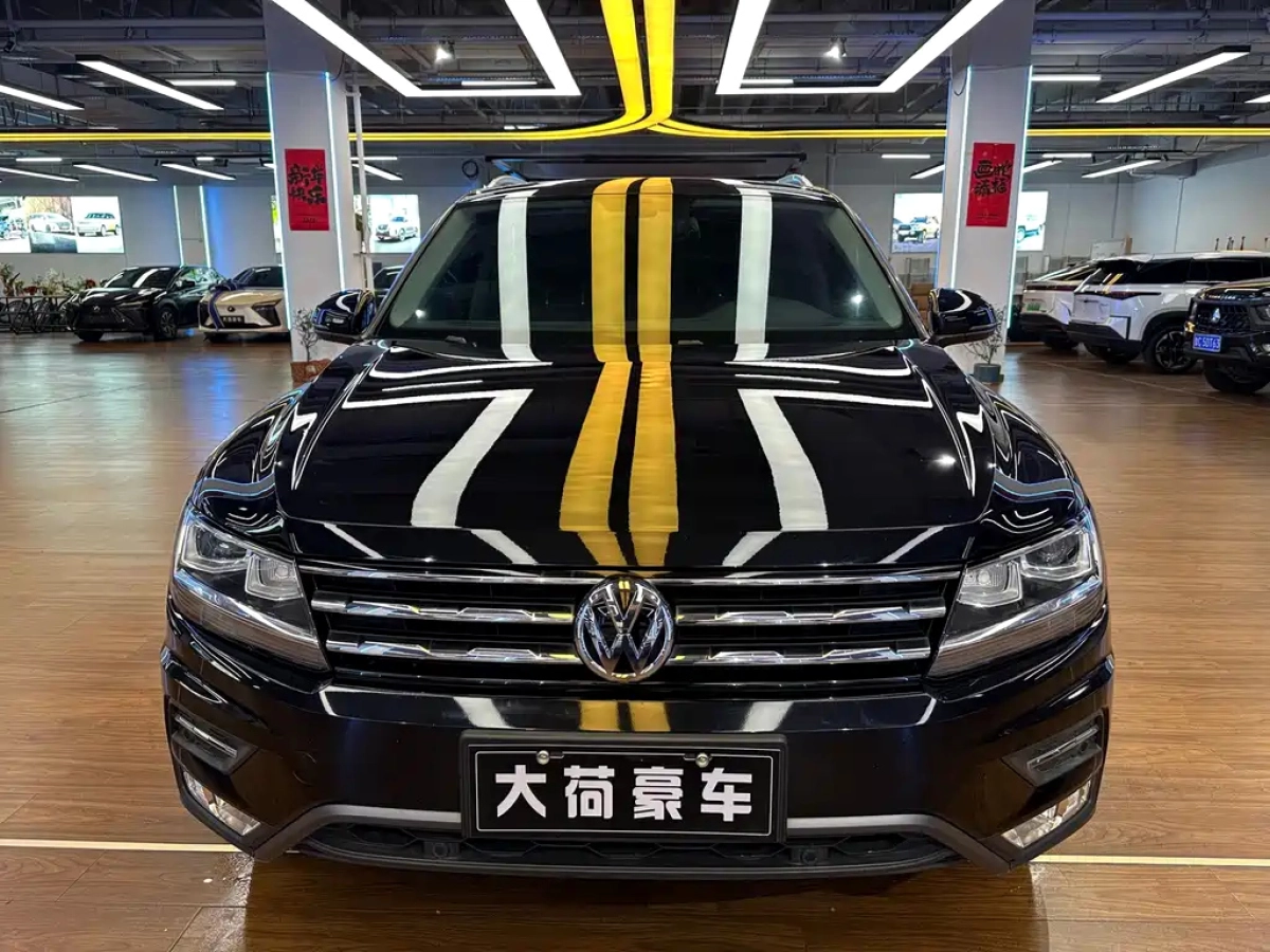 VOLKSWAGEN TIGUAN L