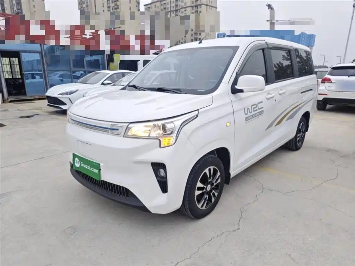 DONGFENG SCENERY E380  2024