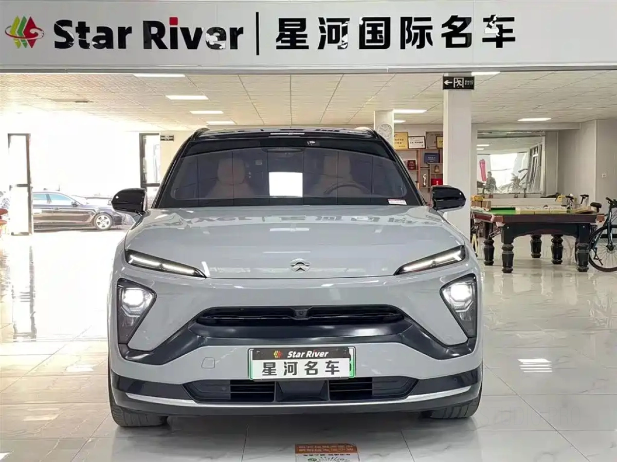 NIO ES6