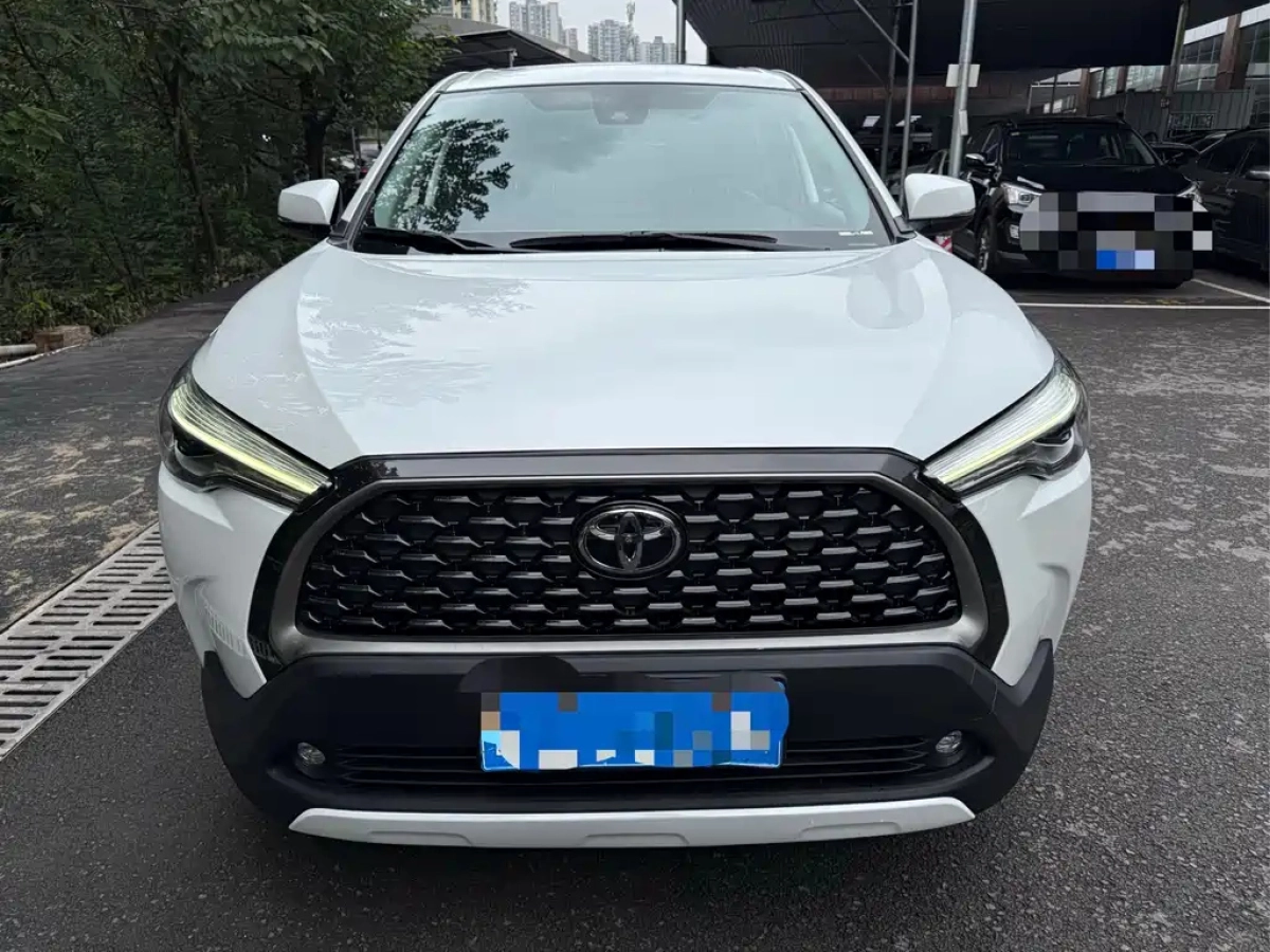 TOYOTA COROLLA CROSS