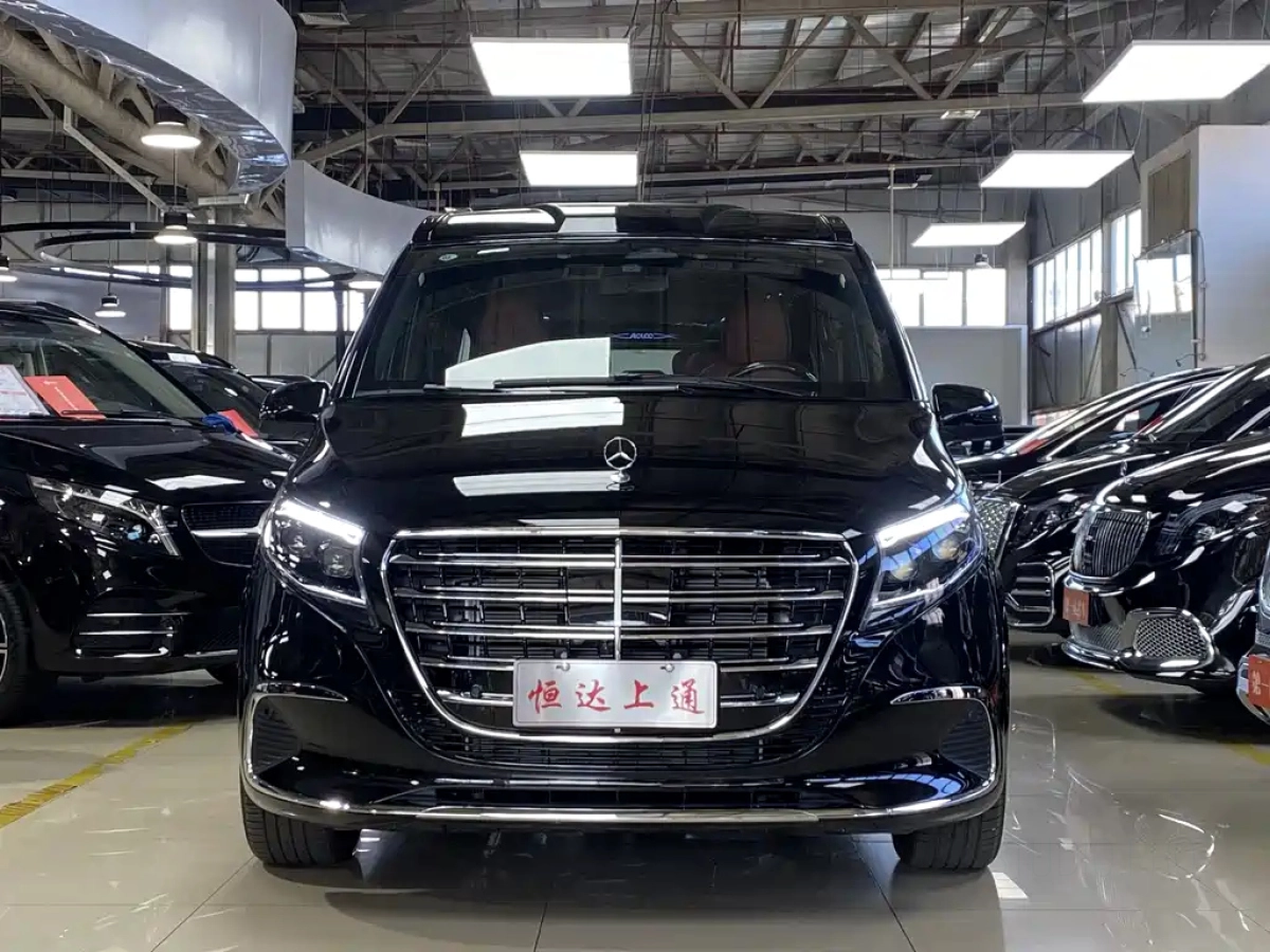 MERCEDES BENZ VITO  2025