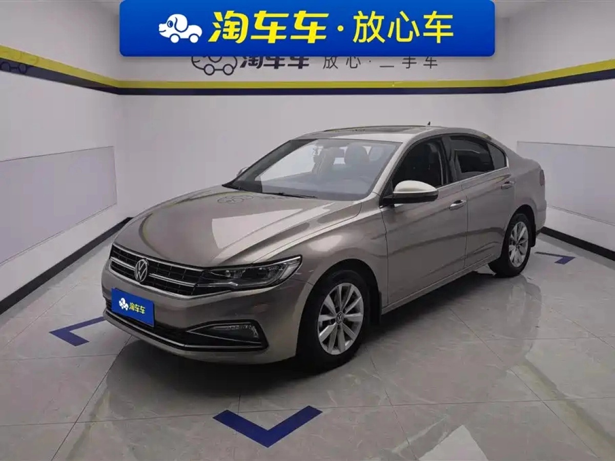 VOLKSWAGEN BORA  2021