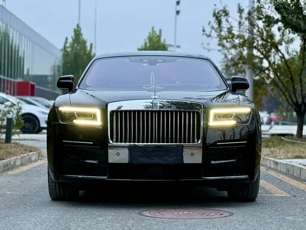 ROLLS ROYCE GHOST