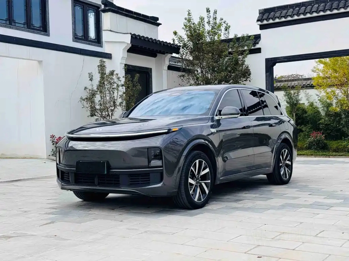 LI AUTO L8