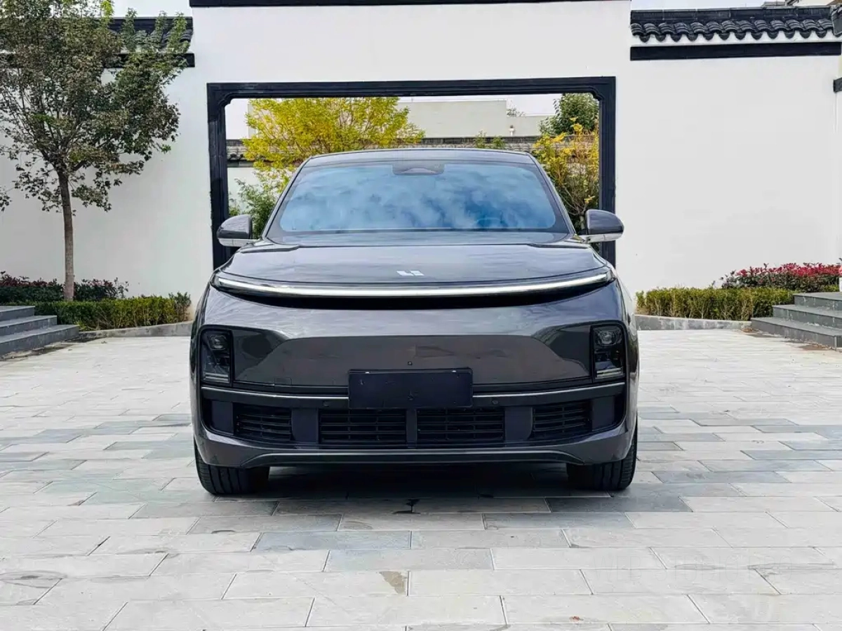 LI AUTO L8