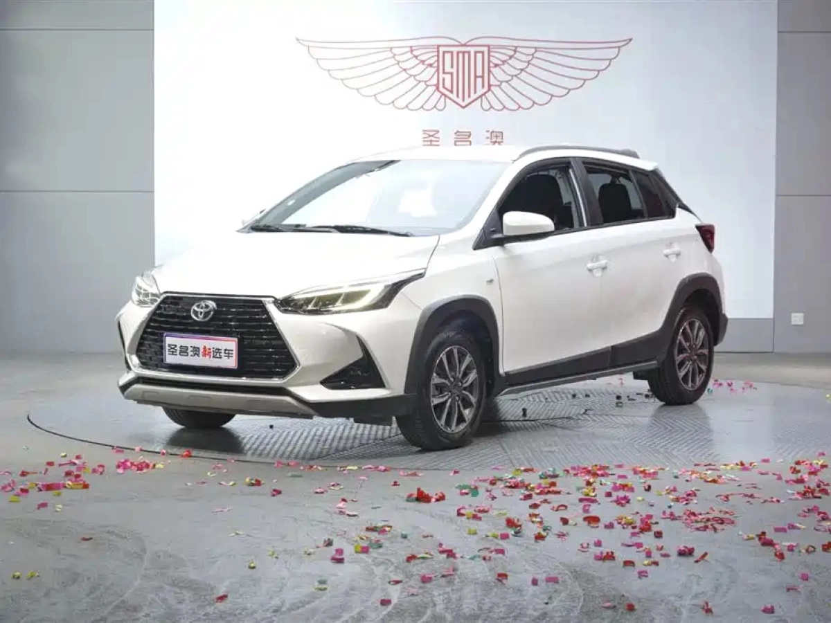 TOYOTA YARIS L DAZZLING  2023