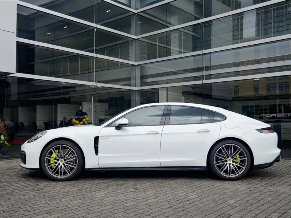 PORSCHE PANAMERA NEW ENERGY