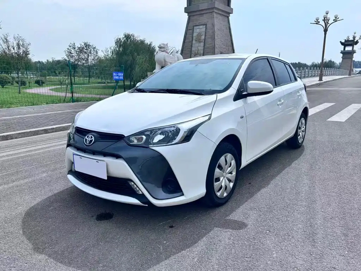 TOYOTA YARIS L DAZZLING  2022