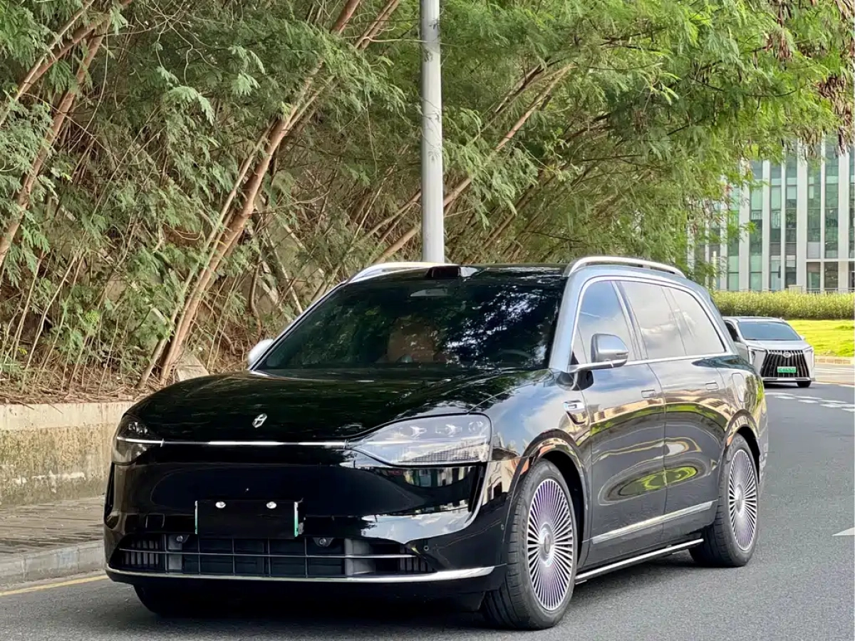 HUAWEI HARMON AITO M9